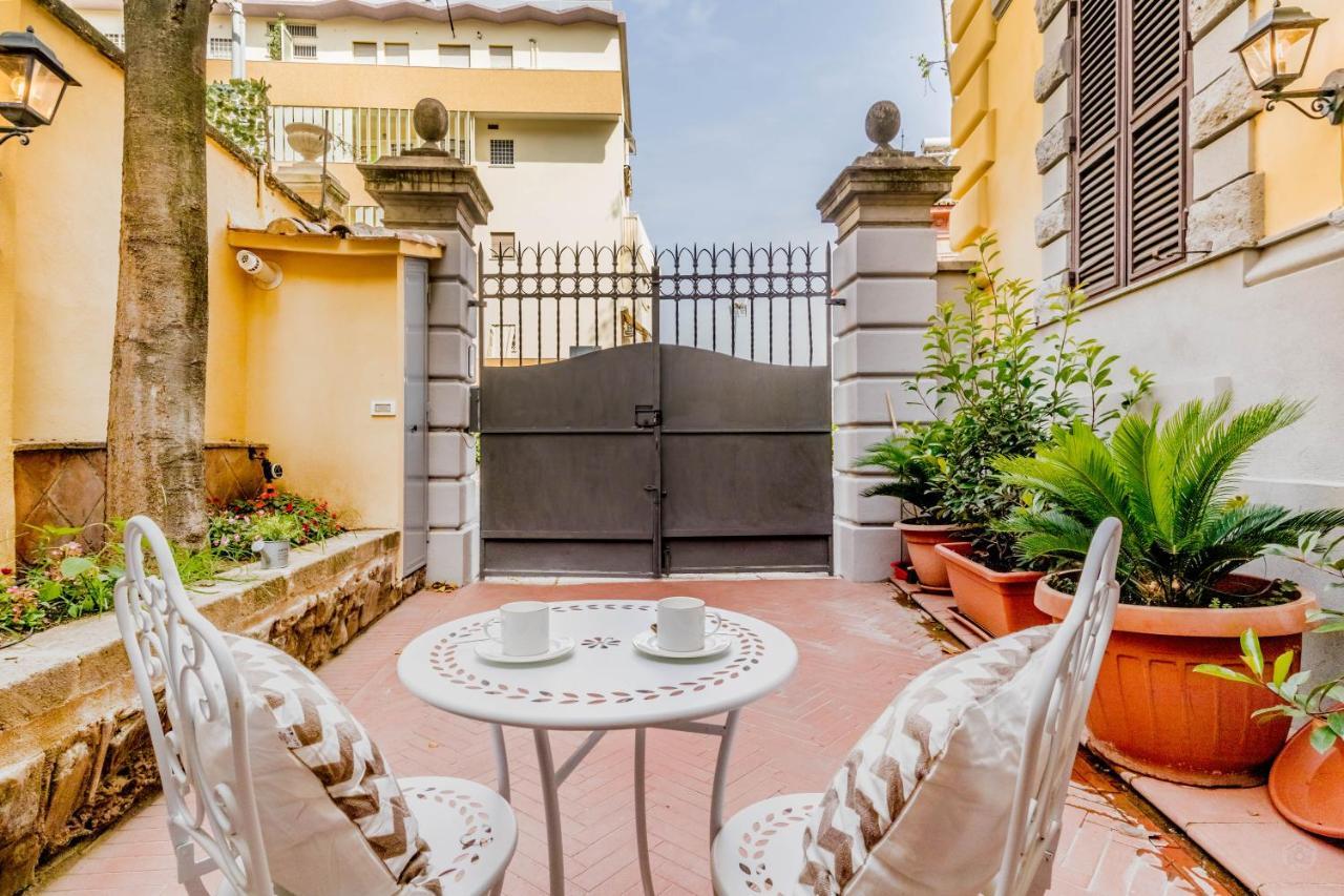 Bbhome Design Suite Apartment Over Trastevere District Rome Bagian luar foto