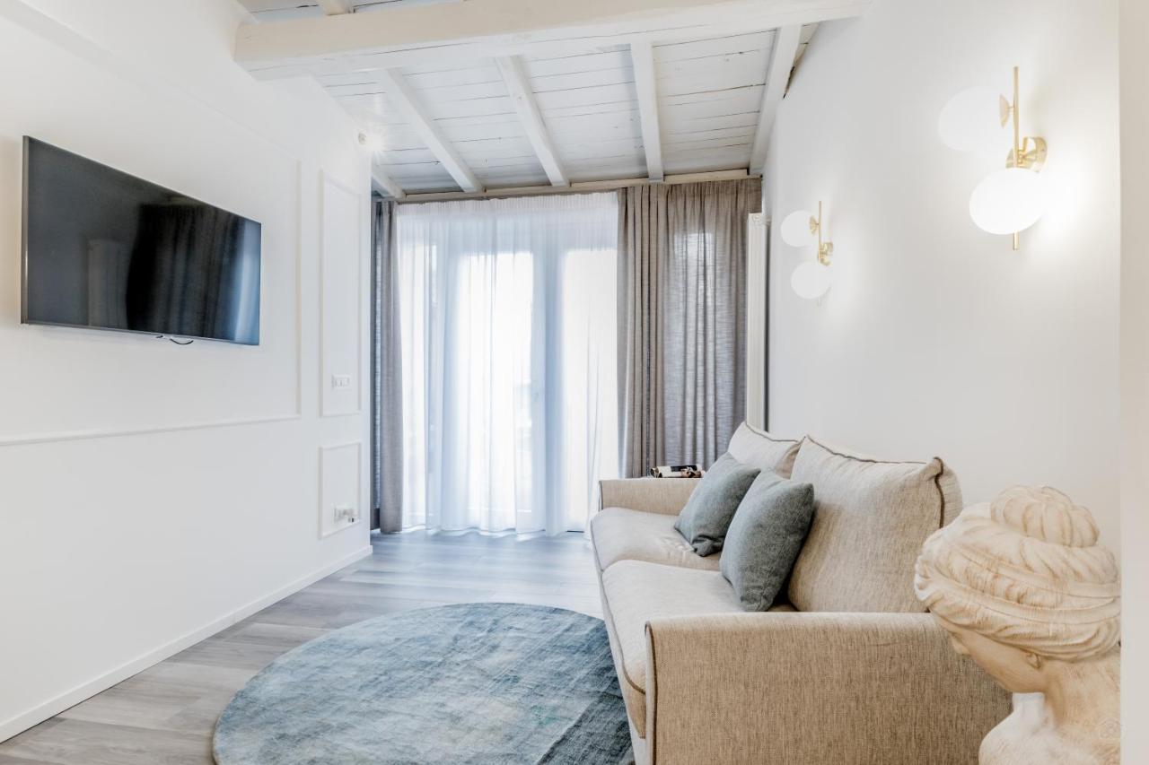 Bbhome Design Suite Apartment Over Trastevere District Rome Bagian luar foto